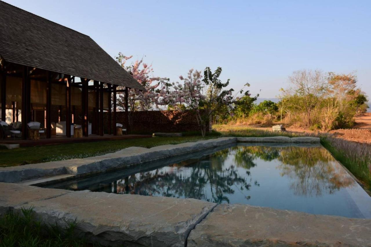Roukh Kiri Khaoyai, The Centara Collection Villa Pak Chong Eksteriør billede